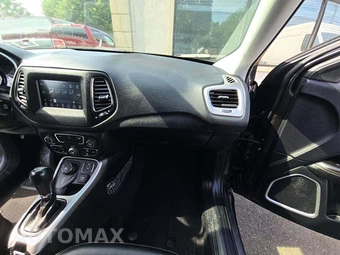 2018 Jeep Compass Latitude – miniatura 19