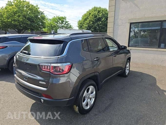2018 Jeep Compass Latitude – miniatura 3