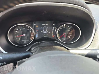 2018 Jeep Compass Latitude – miniatura 9
