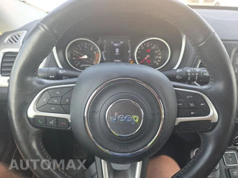 2018 Jeep Compass Latitude – miniatura 10