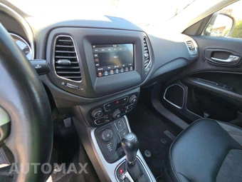 2018 Jeep Compass Latitude – miniatura 10