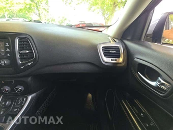 2018 Jeep Compass Latitude - miniatura 19