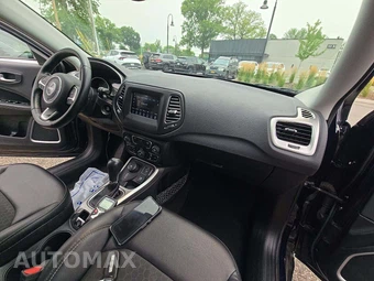 2018 Jeep Compass Latitude – miniatura 19