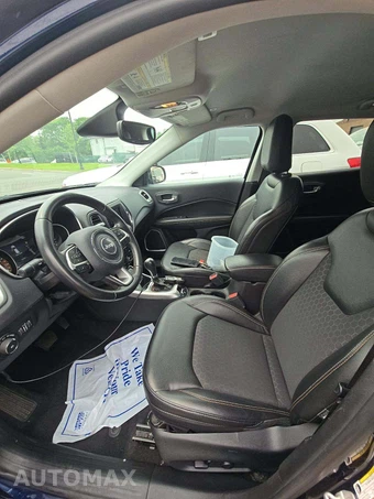 2018 Jeep Compass Latitude – miniatura 6
