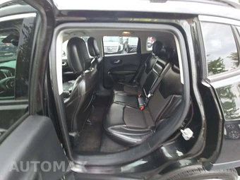 2018 Jeep Compass Latitude – miniatura 10