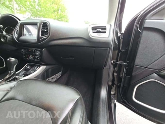 2018 Jeep Compass Latitude – miniatura 16