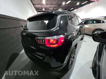 2018 Jeep Compass Latitude – miniatura 3