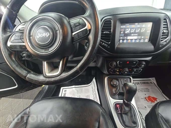 2018 Jeep Compass Latitude – miniatura 10