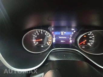 2018 Jeep Compass Latitude – miniatura 9