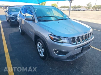 2018 Jeep Compass Latitude - miniatura 3