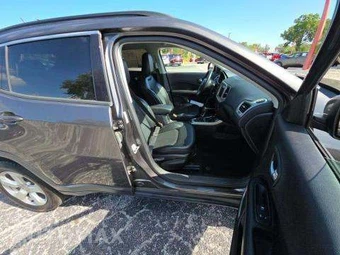 2018 Jeep Compass Latitude - miniatura 19