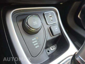 2018 Jeep Compass Latitude - miniatura 33
