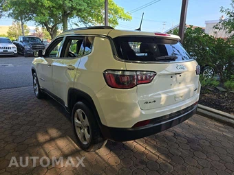 2018 Jeep Compass Latitude – miniatura 2
