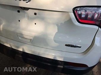 2018 Jeep Compass Latitude – miniatura 21