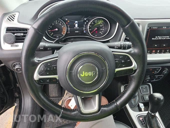 2018 Jeep Compass Latitude - miniatura 10