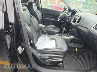 2018 Jeep Compass Latitude - miniatura 8