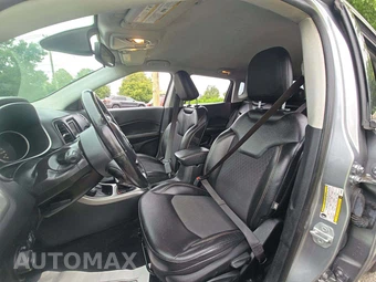 2018 Jeep Compass Latitude – miniatura 6