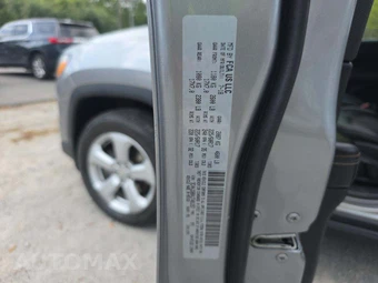 2018 Jeep Compass Latitude - miniatura 2