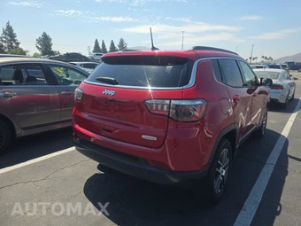 2018 Jeep Compass Latitude w/Sun & Wheel Pkg – miniatura 4