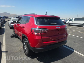 2018 Jeep Compass Latitude w/Sun & Wheel Pkg – miniatura 6