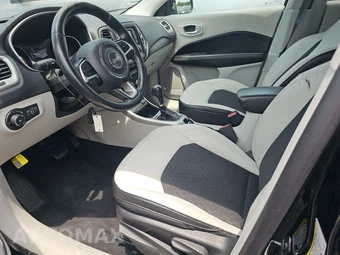 2018 Jeep Compass Latitude w/Sun & Wheel Pkg – miniatura 7