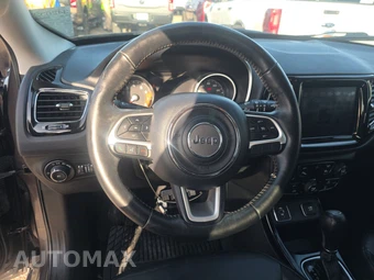 2018 Jeep Compass Limited – miniatura 10