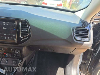 2018 Jeep Compass Limited – miniatura 16
