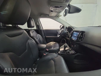 2018 Jeep Compass Limited - miniatura 8