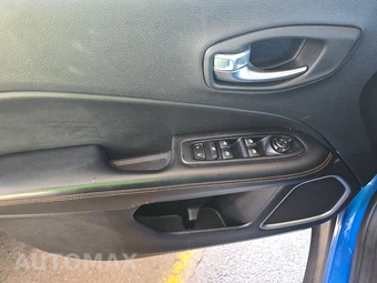 2018 Jeep Compass Limited - miniatura 9