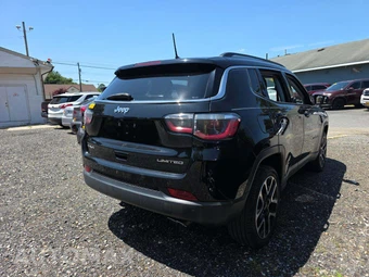 2018 Jeep Compass Limited - miniatura 3