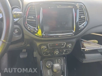 2018 Jeep Compass Limited - miniatura 11
