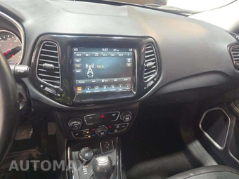 2018 Jeep Compass Limited - miniatura 10
