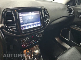 2018 Jeep Compass Limited – miniatura 11