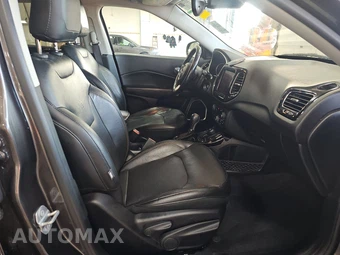 2018 Jeep Compass Limited - miniatura 8