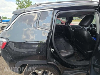 2018 Jeep Compass Limited – miniatura 16