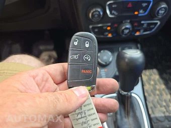 2018 Jeep Compass Limited – miniatura 8