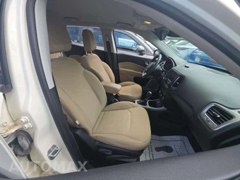 2018 Jeep Compass Sport - miniatura 18