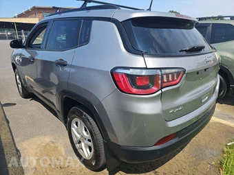 2018 Jeep Compass Sport - miniatura 2