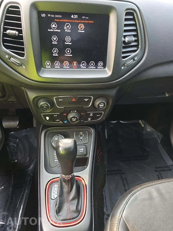 2018 Jeep Compass Trailhawk – miniatura 10