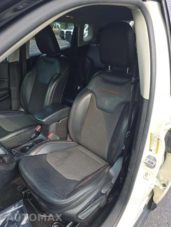 2018 Jeep Compass Trailhawk – miniatura 6