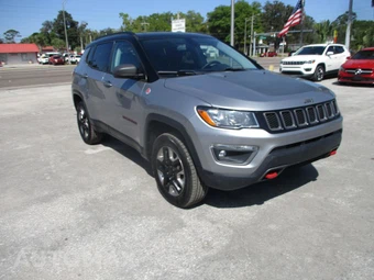 2018 Jeep Compass Trailhawk - miniatura 4