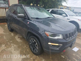 2018 Jeep Compass Trailhawk – miniatura 4