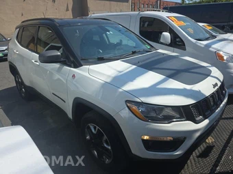 2018 Jeep Compass Trailhawk - miniatura 3