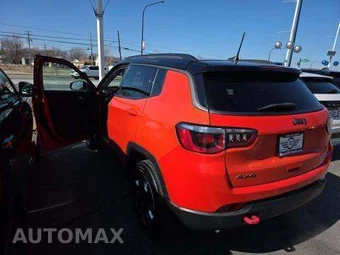2018 Jeep Compass Trailhawk - miniatura 2