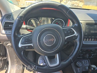 2018 Jeep Compass Trailhawk - miniatura 10