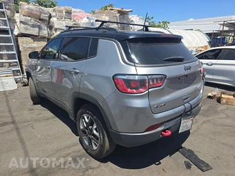 2018 Jeep Compass Trailhawk - miniatura 6