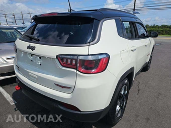 2018 Jeep Compass Trailhawk – miniatura 3