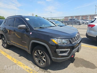 2018 Jeep Compass Trailhawk – miniatura 3