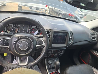 2018 Jeep Compass Trailhawk – miniatura 11