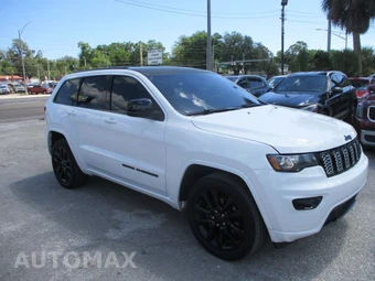 2018 Jeep Grand Cherokee Altitude Edition - miniatura 4